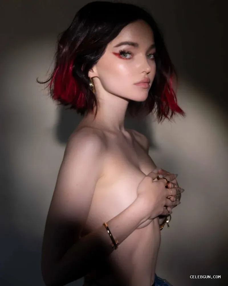 Dove Cameron's Stunning Nude Boobs Collection: B Cup Beauties Unveiled