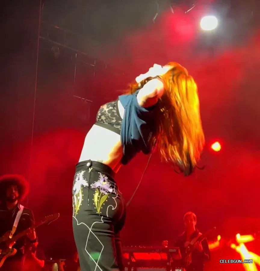 Hayley Williams Hot Nude Photos Unveiled for Ultimate Fans