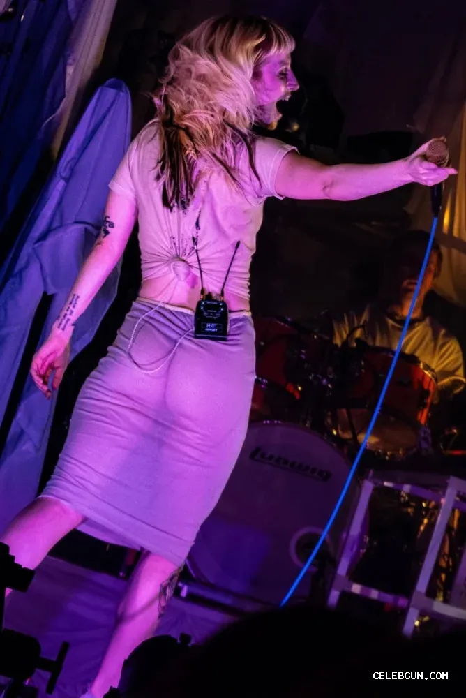Hayley Williams' Sexy Ass Collection: Irresistibly Hot Photos