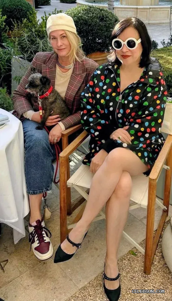 Jennifer Tilly's Hot Sexy Legs: Stunning Photo Collection