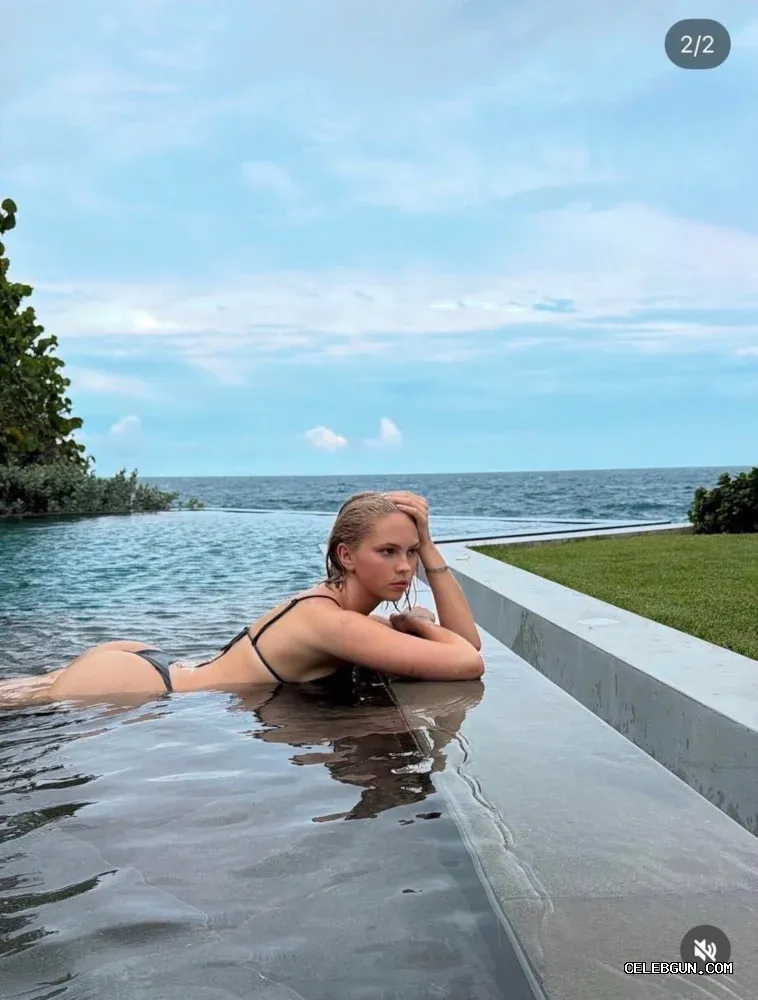 Jordyn Jones: Sexy Hot Ass Photo Collection That Will Leave