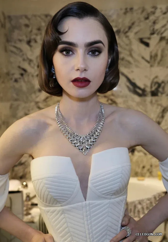 Lily Collins' Hot Lipstick Photos Collection