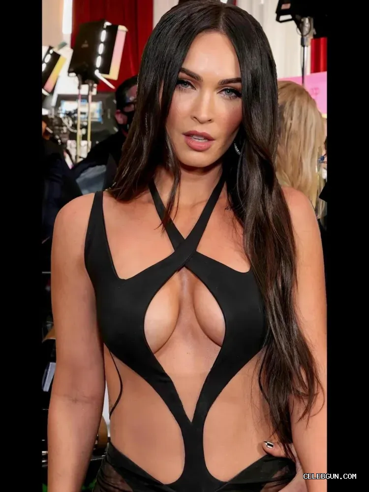 Megan Fox's Sexy Boobs Collection: Stunning Photos of Her Best