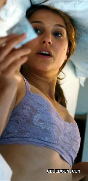 Natalie Portman’s Stunning Nude Collection: A Cup Petite Boobs Exposed!