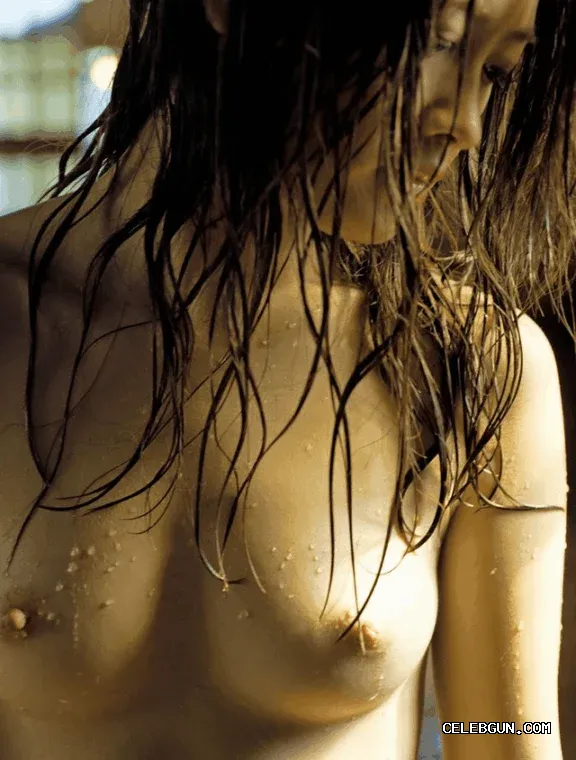Rin Asuka Hot Nude Photoshoot Exposing Her Stunning Body