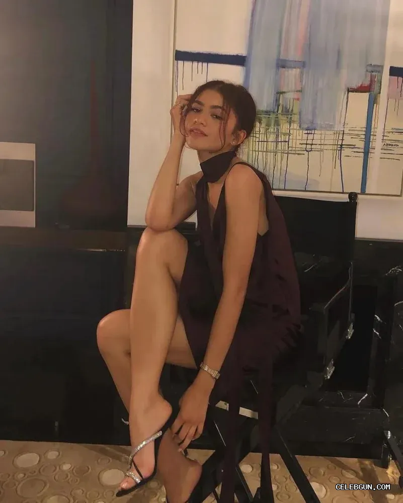 Zendaya's Hot Legs: A Sexy Photo Collection You Can't Miss