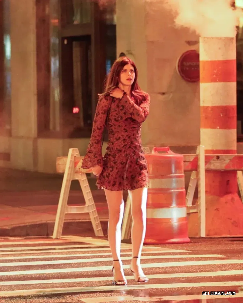 Alexandra Daddario's Hot Legs: A Sexy Photo Collection You Can't