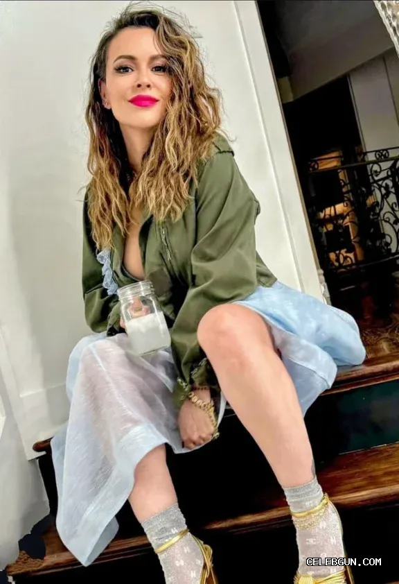 Alyssa Milano's Hot Legs: Must-See Sexy Photo Collection