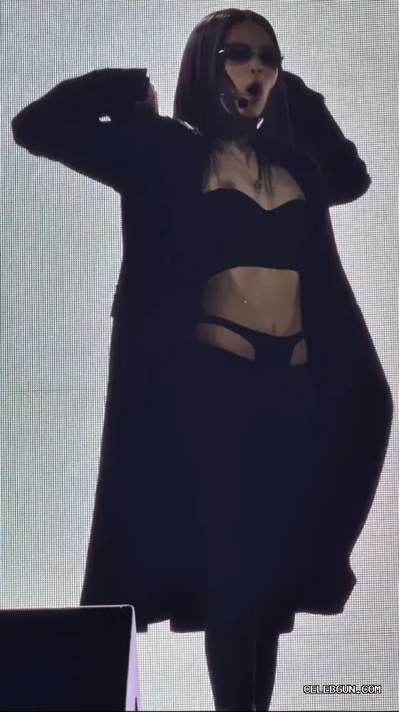 Jennie Shows Off Her A Cup Petite Boobs in Stunning