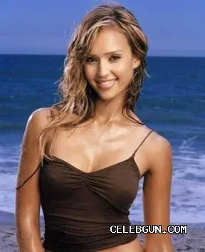 Jessica Alba's Sexy Ass Collection: Hot Photos You Can't Miss