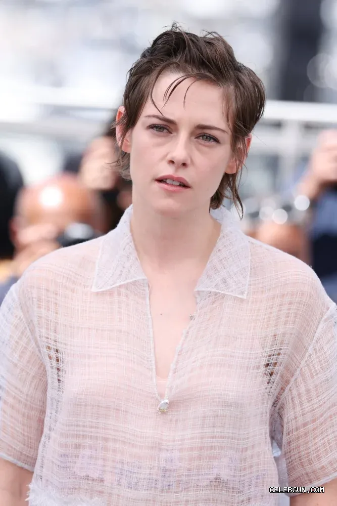 Kristen Stewart's Stunning A Cup Collection: Petite Boobs Exposed!