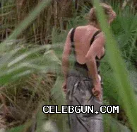 Linda Kozlowski Naked Hot Photos from Crocodile Dundee