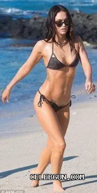 Megan Fox's Sexy Thighs: A Stunning Collection of Hot Photos