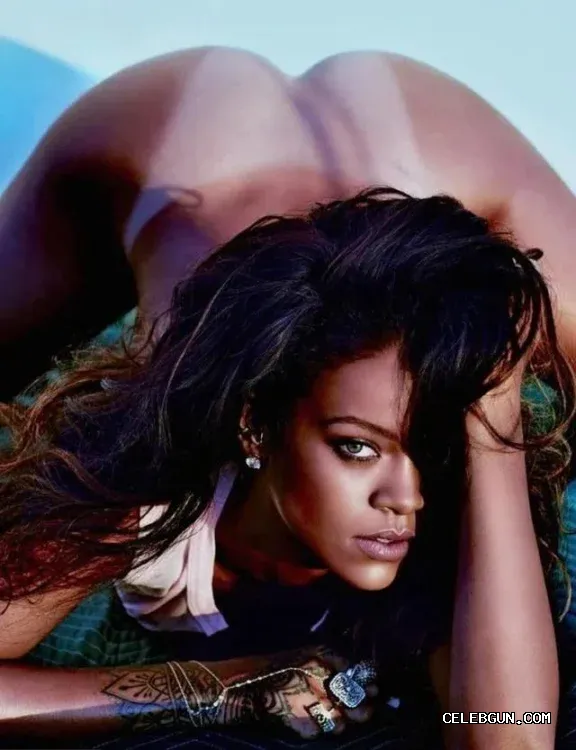 Rihanna's Sexy Boobs: Must-See Tits Photo Collection!