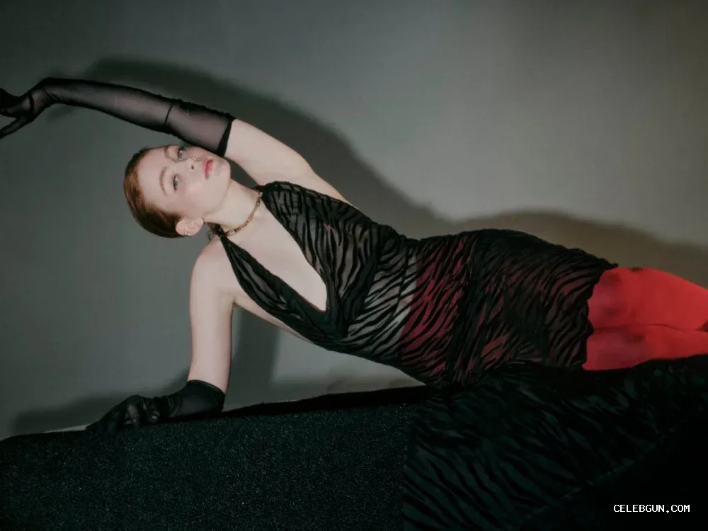 Sadie Sink's Gorgeous A Cup Tits: Stunning Petite Nude Photos
