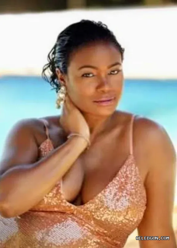 Tatyana Ali's Stunning Sexy Boobs Photo Collection
