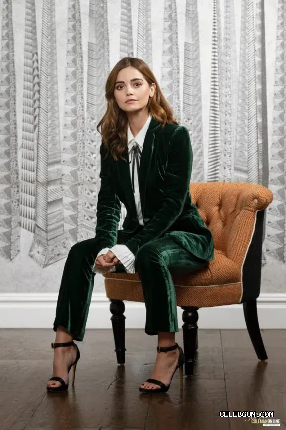 Jenna Coleman’s Hot and Sexy Photo Collection from Suits