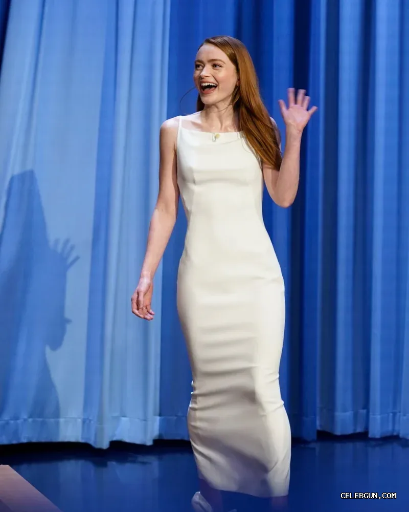 Sadie Sink's Stunning A Cup Nude Photo Collection of Petite