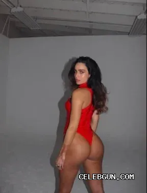Sommer Ray's Sexy Butt: Stunning Hot Photo Collection